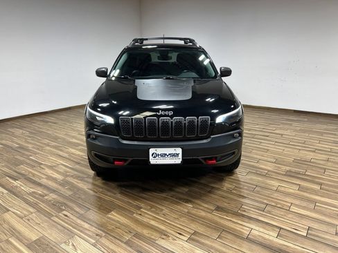Used 2020 Jeep Cherokee Trailhawk w/ Cold Weather Group AWD/4WD image 3