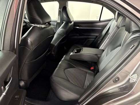 Used 2024 Toyota Camry SE FWD image 21