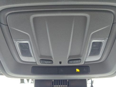 Used 2023 Chevrolet Silverado 1500 W/T w/ WT Value Package image 27