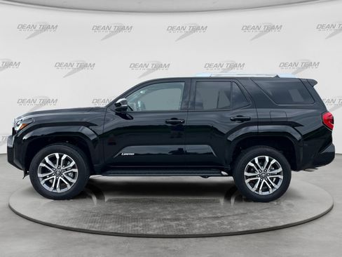 Used 2026 Toyota 4Runner Limited AWD/4WD image 4