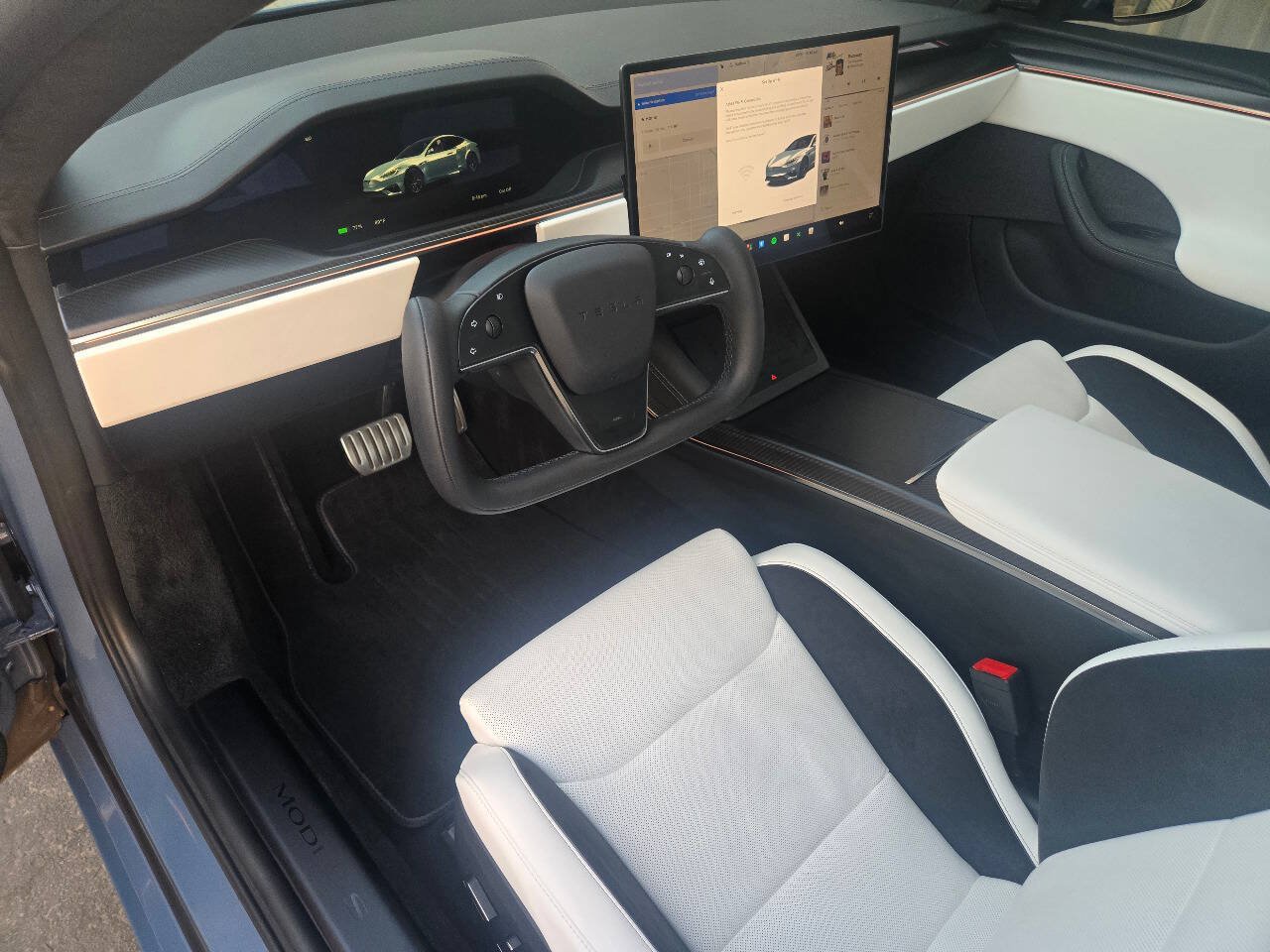 Used 2026 Tesla Model S Plaid AWD/4WD image 20
