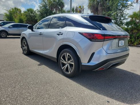 Used 2023 Lexus RX 350 Premium w/ Cold Area Package FWD image 4