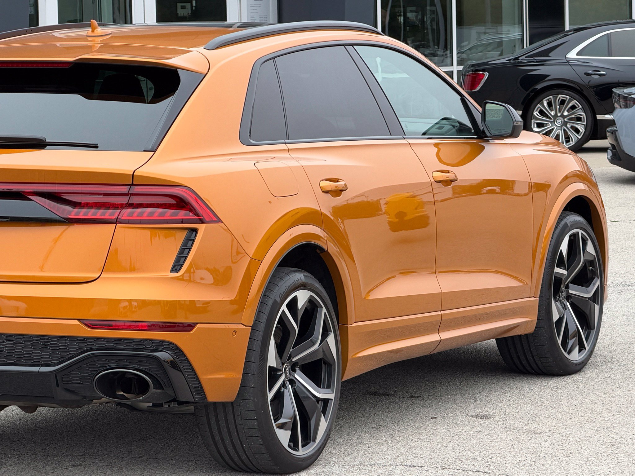 Used 2024 Audi RS Q8 w/ Black Optic Package AWD/4WD image 10