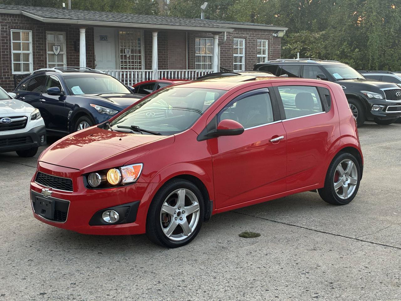 Used 2014 Chevrolet Sonic LTZ w/ Fun and Sun Package FWD image 2
