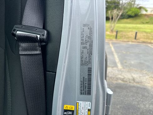 Used 2022 Jeep Wrangler Unlimited Sport image 13