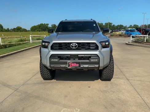 Used 2025 Toyota 4Runner TRD Off-Road image 3