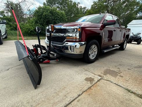 Used 2016 Chevrolet Silverado 1500 LT w/ All Star Edition AWD/4WD image 4