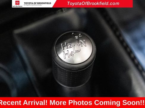 Used 2018 Toyota 4Runner TRD Off-Road Premium AWD/4WD image 25