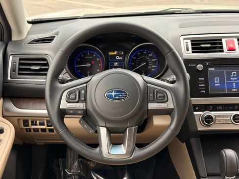 Used 2017 Subaru Outback 2.5i Limited AWD/4WD image 30