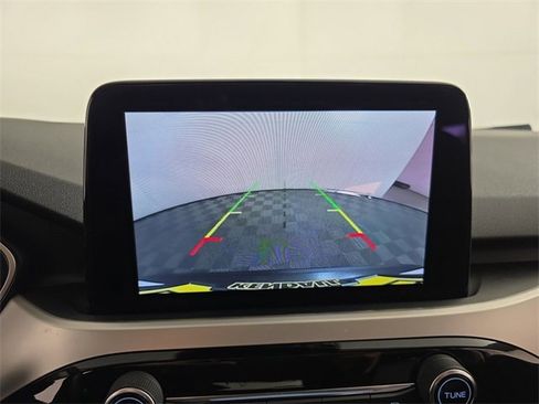 Used 2020 Ford Escape SE Sport image 14