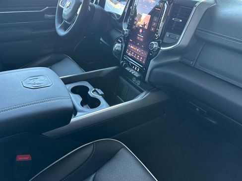 New 2026 RAM 1500 Laramie AWD/4WD image 14