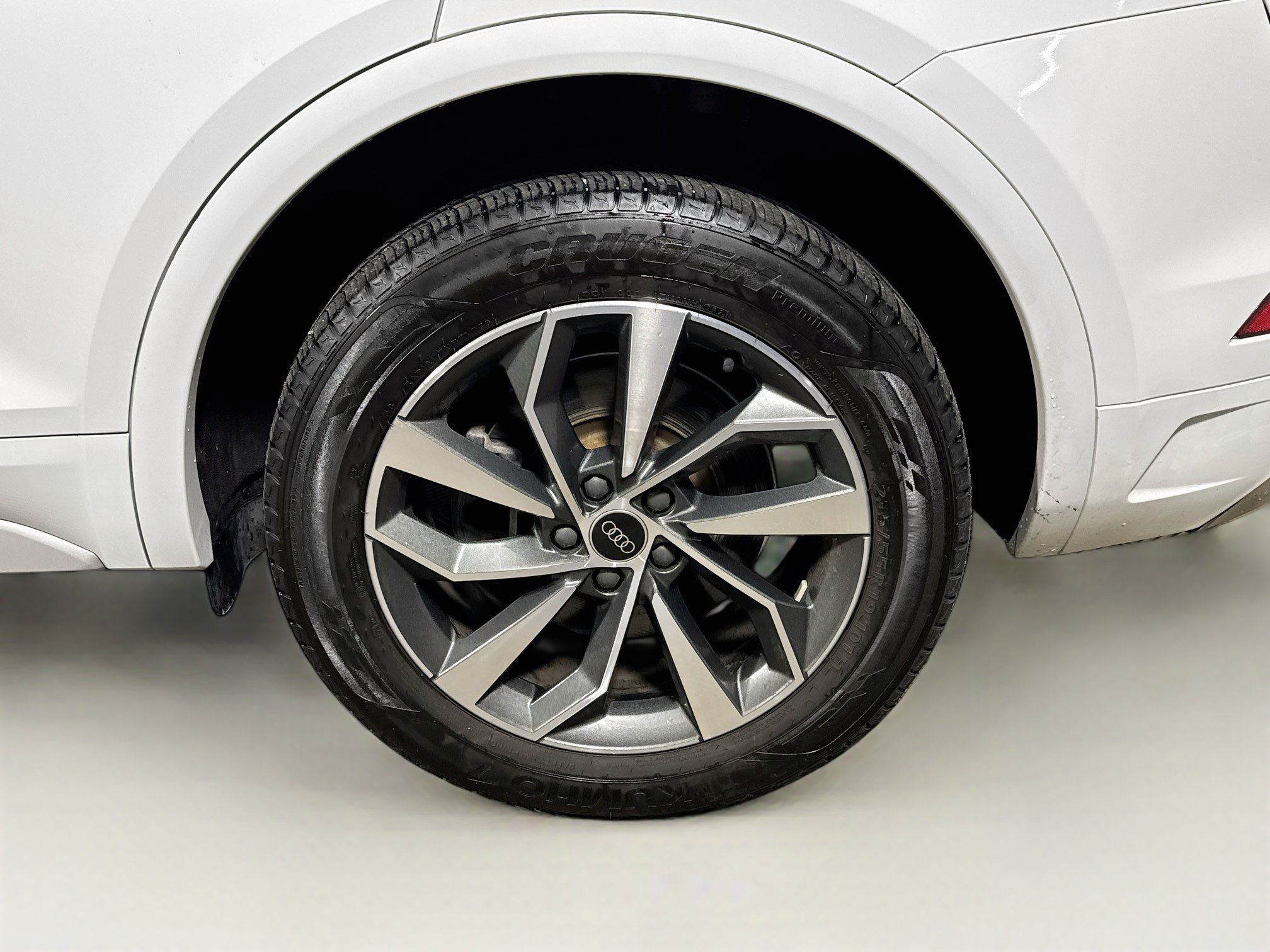 Used 2023 Audi Q5 2.0T Premium Plus w/ Premium Plus Package AWD/4WD image 25