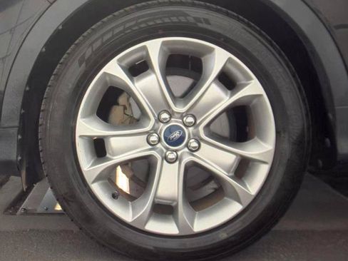 Used 2014 Ford Escape Titanium FWD image 7