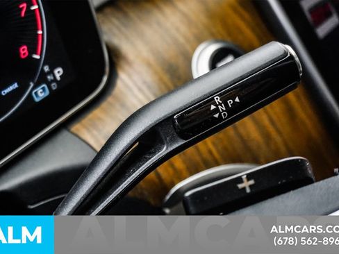 Used 2023 Mercedes-Benz C 300 Sedan w/ Exclusive Trim Package image 25