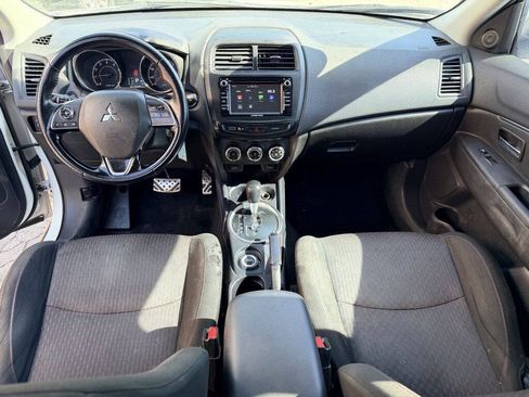 Used 2017 Mitsubishi Outlander Sport ES AWD/4WD image 7