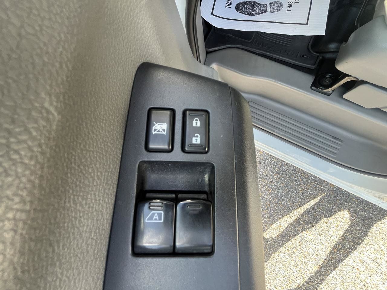 Used 2018 Nissan NV 2500 S RWD image 24