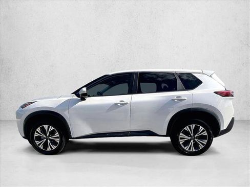 Used 2023 Nissan Rogue SV image 6