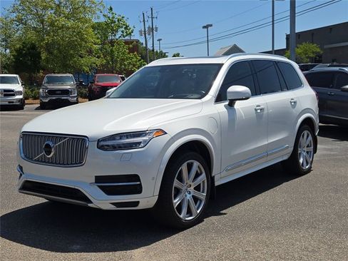 Used 2019 Volvo XC90 T8 Inscription w/ Advanced Package AWD/4WD image 2