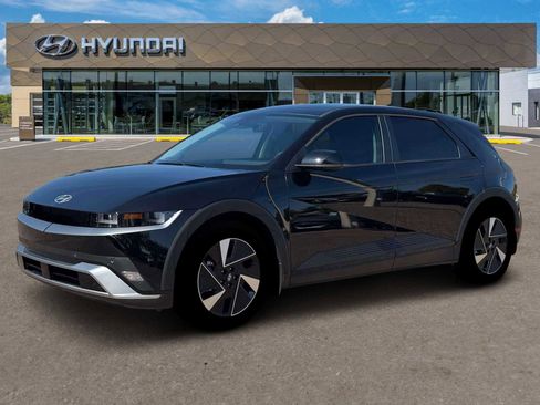 New 2026 Hyundai Ioniq 5 SEL RWD image 2