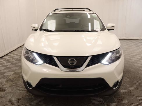 Used 2017 Nissan Rogue Sport SL w/ SL Premium Package AWD/4WD image 4
