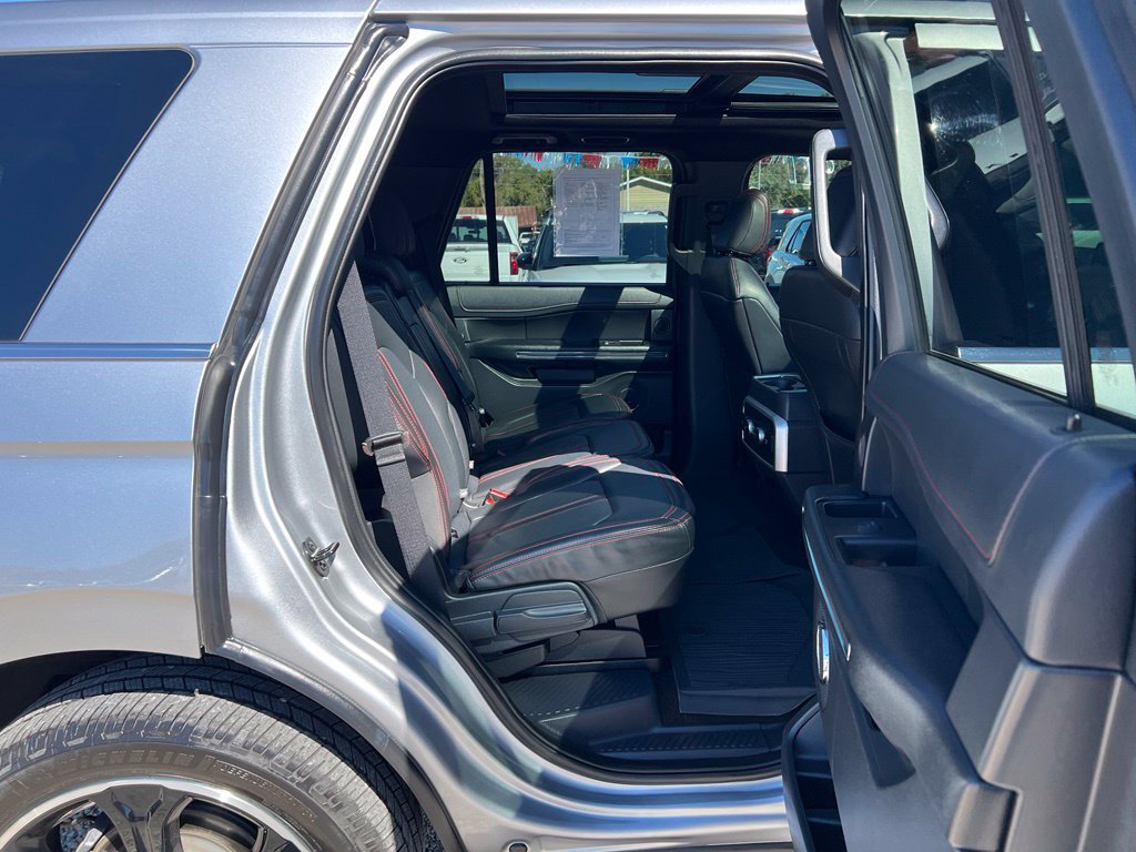 Used 2022 Ford Expedition Limited AWD/4WD image 20