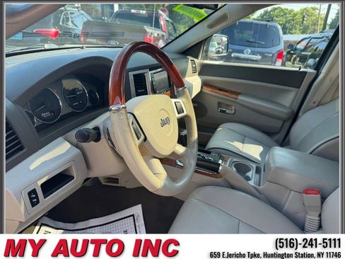 Used 2008 Jeep Grand Cherokee Overland image 24