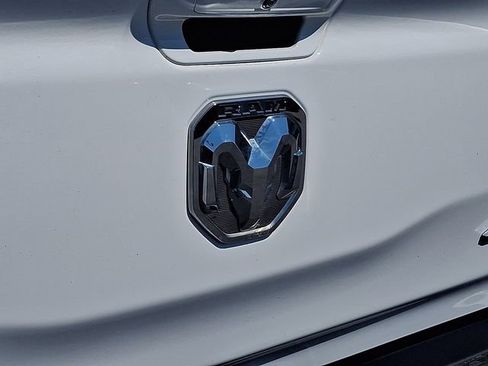 Used 2021 RAM 1500 Laramie AWD/4WD image 31