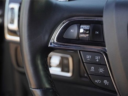 Used 2023 Lincoln Navigator Black Label image 32