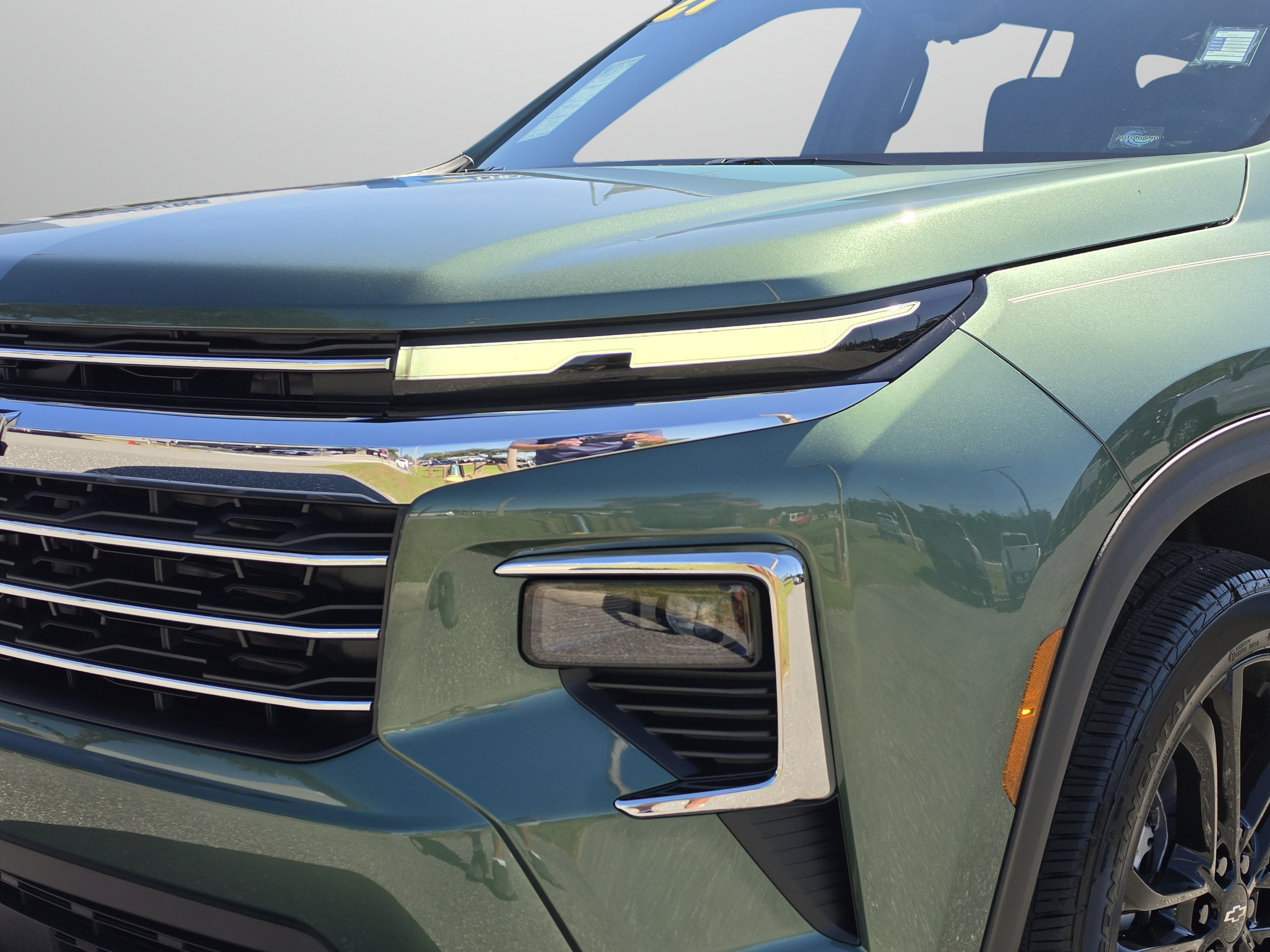 New 2027 Chevrolet Traverse LT w/ Driver Confidence Package FWD image 12