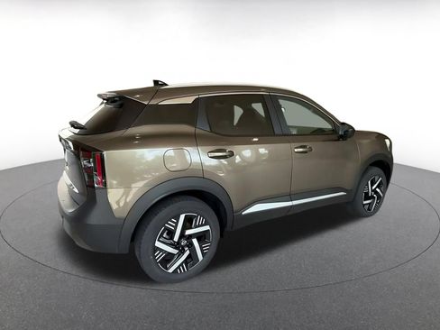 Used 2026 Nissan Kicks SV w/ Cold Weather Package FWD image 14