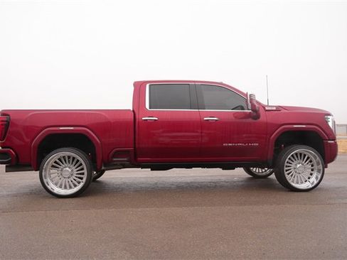 Used 2024 GMC Sierra 2500 Denali w/ Denali Reserve Package image 2