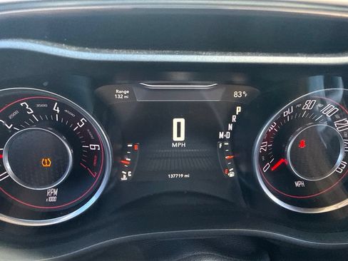 Used 2016 Dodge Challenger SXT RWD image 9