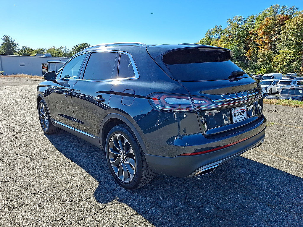 Used 2023 Lincoln Nautilus Reserve AWD/4WD image 28