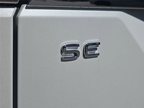 New 2026 Volkswagen Atlas SE FWD image 6