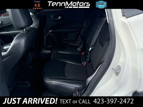 Used 2019 Jeep Compass Latitude w/ Popular Equipment Group AWD/4WD image 12