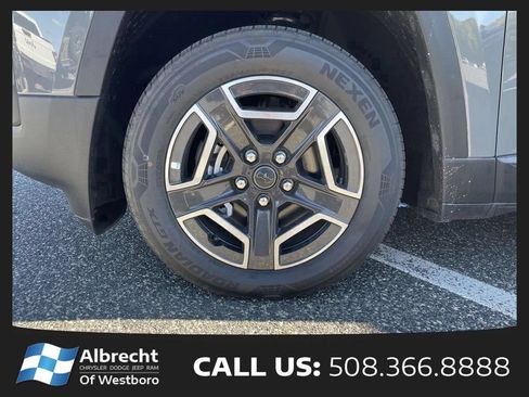New 2026 Jeep Cherokee Laredo AWD/4WD image 22
