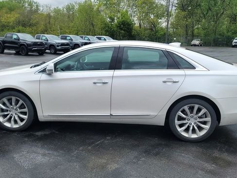 Used 2017 Cadillac XTS Luxury FWD image 7