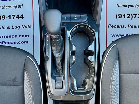 Used 2025 Chevrolet TrailBlazer LT image 32