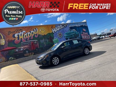Used 2026 Toyota Corolla LE FWD image 1