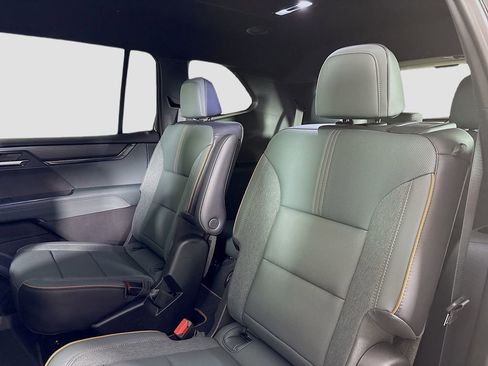 New 2026 GMC Acadia AT4 AWD/4WD image 24