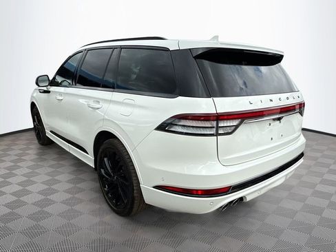 Used 2023 Lincoln Aviator Black Label w/ Jet Package image 8