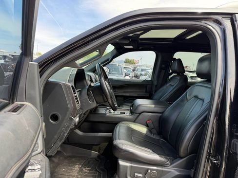 Used 2021 Ford Expedition Limited RWD image 19