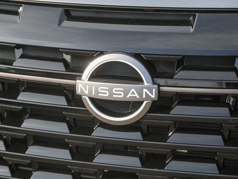 New 2026 Nissan Pathfinder SV image 5