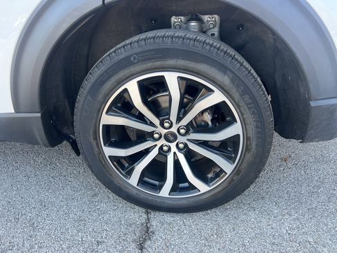 Used 2022 Ford Explorer ST-Line image 8