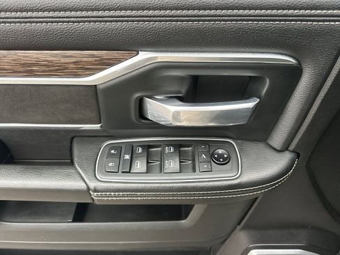 Used 2020 RAM 2500 Laramie image 11