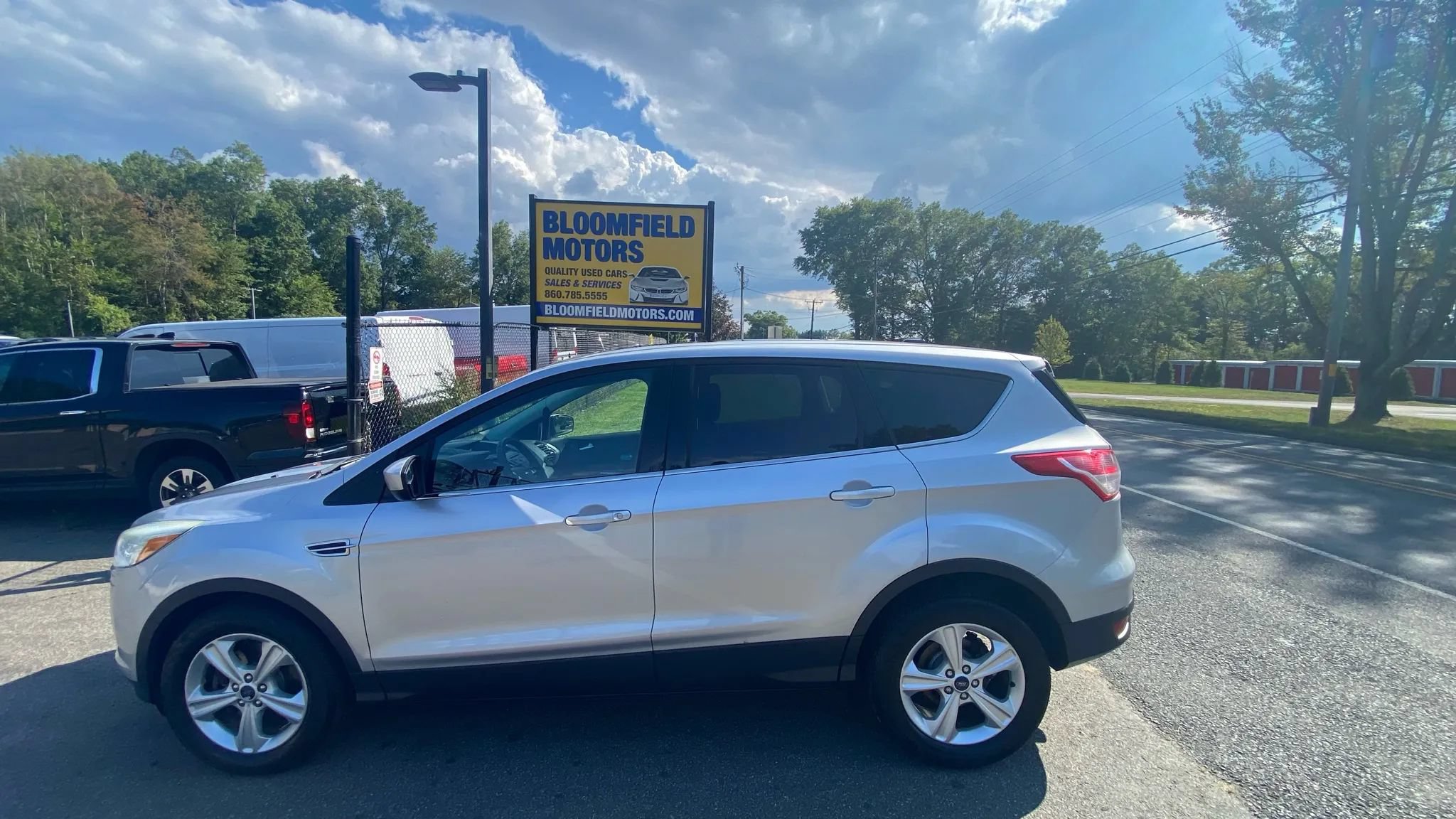 Used 2016 Ford Escape SE AWD/4WD image 2