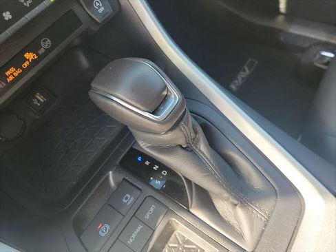 Certified 2025 Toyota RAV4 XLE Premium image 34