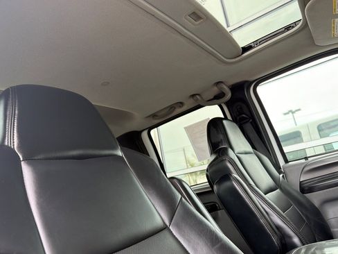 Used 2006 Ford F350 4x4 Crew Cab Super Duty image 17