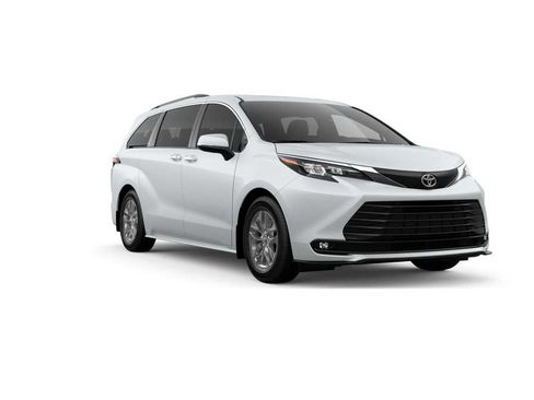New 2026 Toyota Sienna XLE image 15