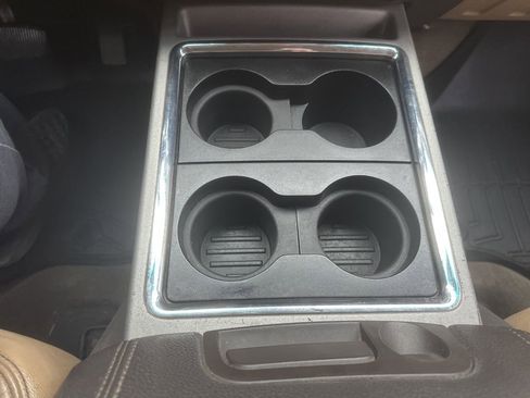 Used 2013 Ford F250 Lariat w/ Chrome Pkg image 23